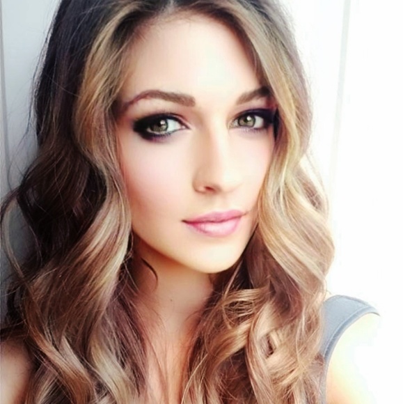 Meet your Posher, Keri - Picture 1 of 1